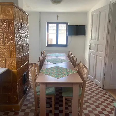 Szent Anna Ifjusagi Szallas Guest house